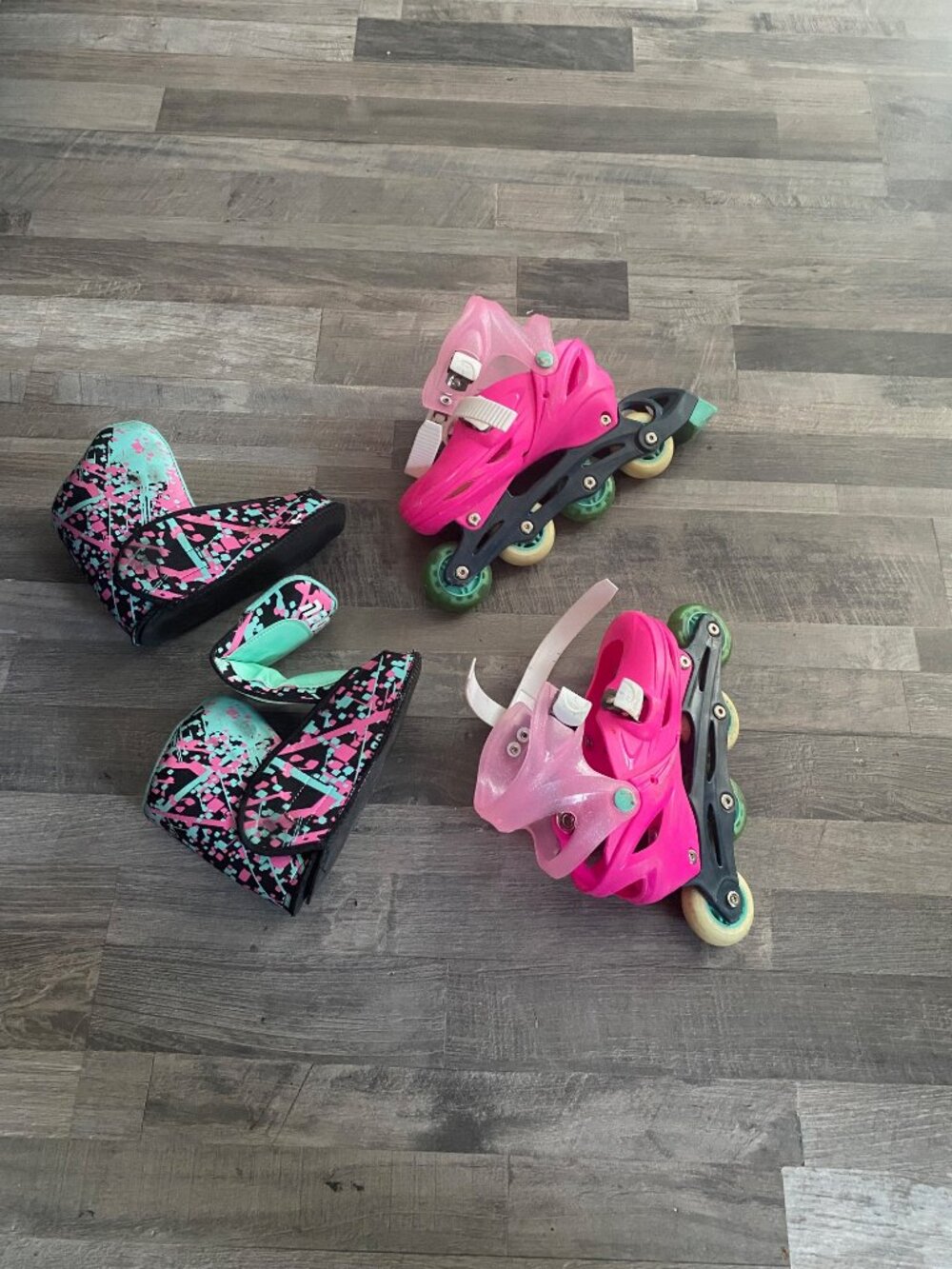 Neon Inline Skates